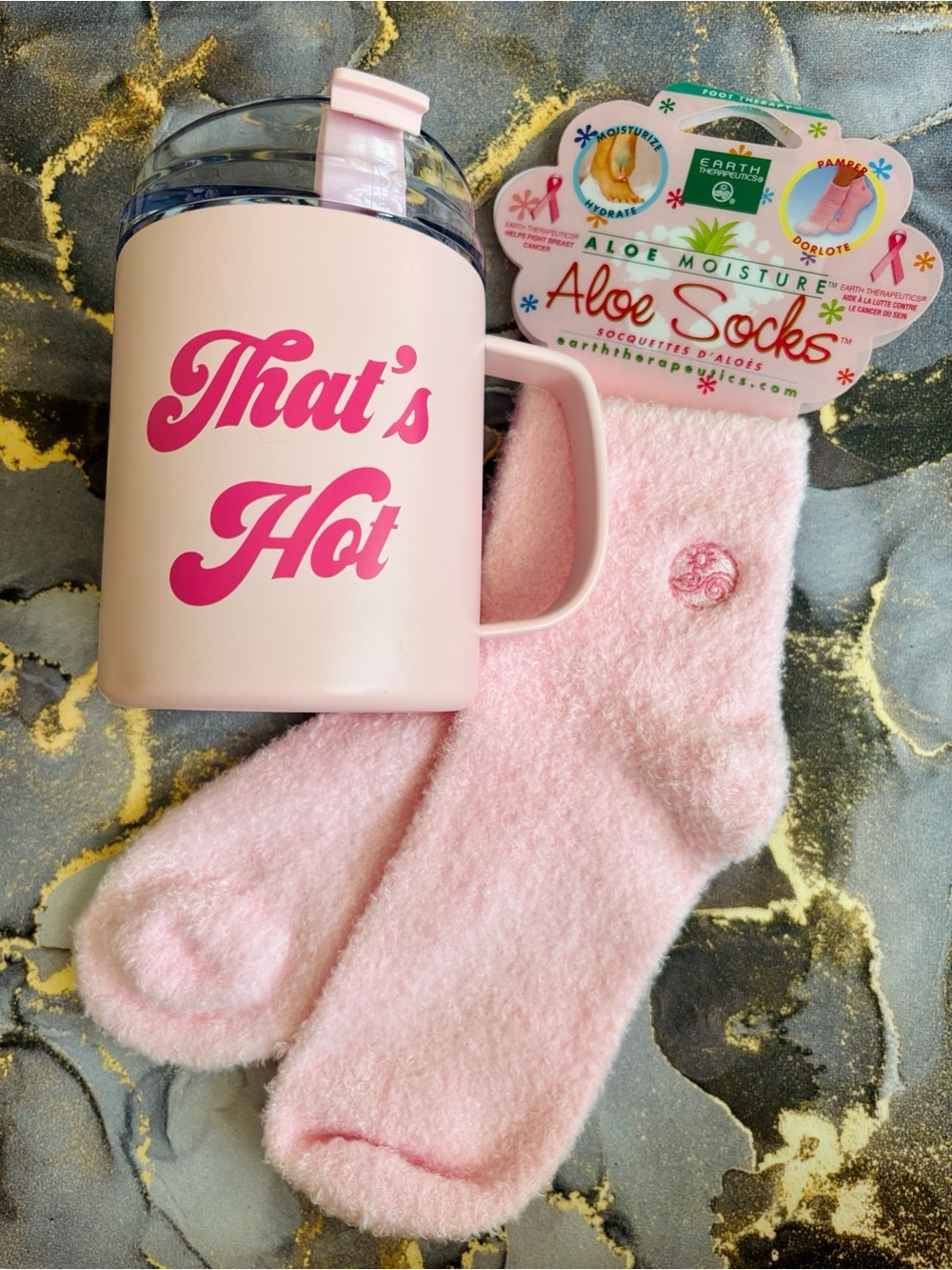 Paris Hilton "That's Hot" Insulated Coffee Mug & Earth Therapeutics Aloe Socks